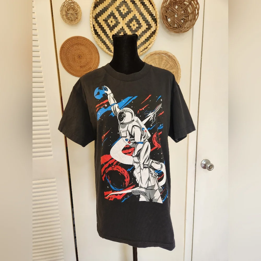 Astronaut Graphic Black T-Shirt